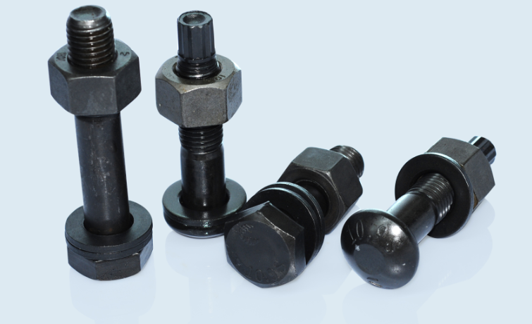 Por que os parafusos de alta resistência são geralmente pretos?